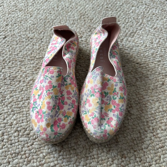 Loveshackfancy x Manebi Floral Espadrilles - Picture 2 of 8